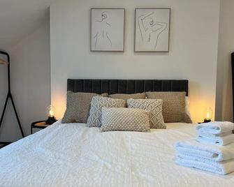Pass the Keys | Lovely 1-bedroom flat in St Leonards on Sea - St. Leonards-on-Sea - Bedroom