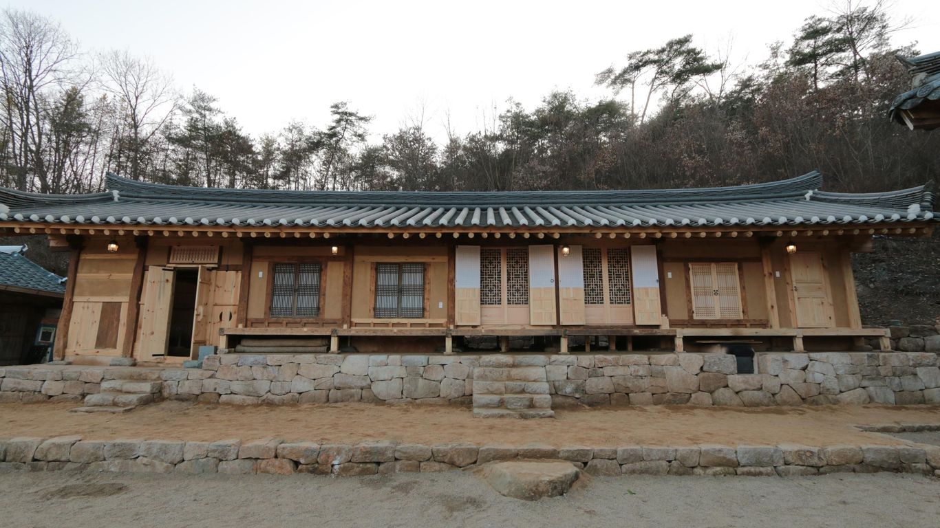 Gwiae Traditional House