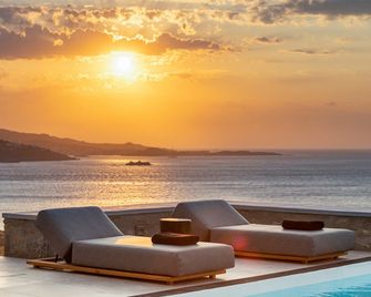 Casa Del Mar Mykonos Seaside Resort - אגיוס יואניס (מיקונוס) - בניין