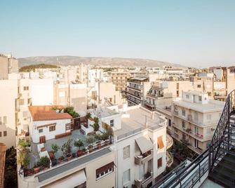 Athens Backpackers - Athens - Balcony