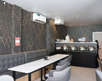 Starry Beach Inn - Malé - Restaurant