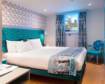 Best Western Plus London Wembley Hotel - London - Bedroom