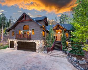 Inglenook - Breckenridge - Building