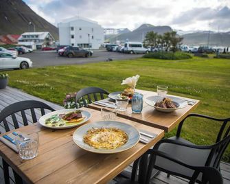 Hotel Isafjördur - Torg - Isafjordur