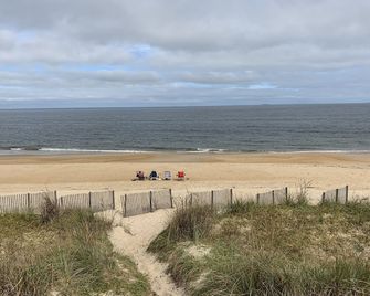 Sandy Mutts at the Beach cottage - Norfolk - Strand