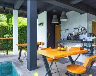 The Seaton House Phuket - Rawai