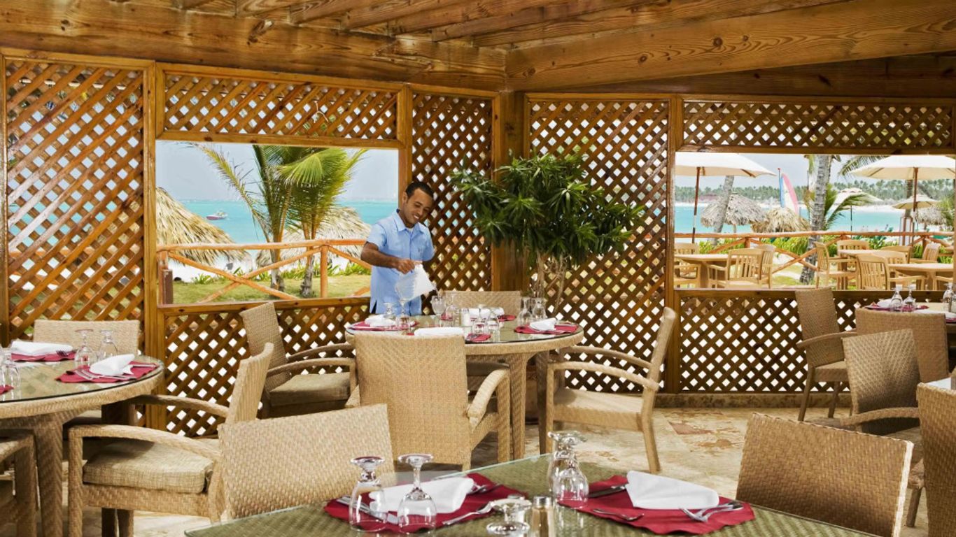 Vik Hotel Cayena Beach