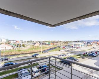 Ribera del Pipo Apartamentos - 烏斯懷亞 - 陽台