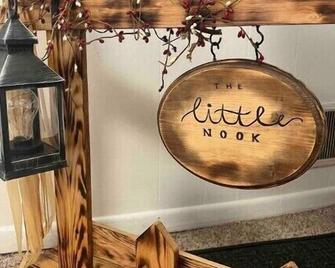 The Little Nook - Weirton