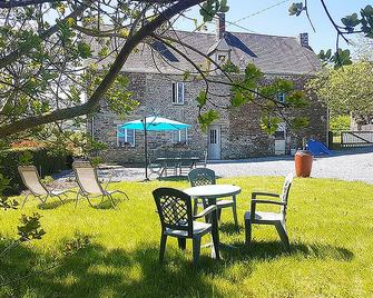 Large house of character in the heart of Suisse Normande - Clecy - Patio