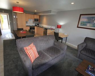Voyager Apartments Taupo - Taupo - Living room