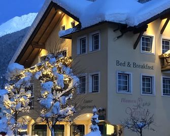 Apart Vivaldi - See - Building