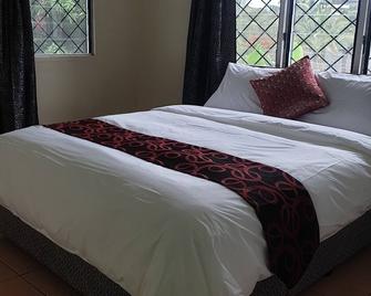 2-bedroom apartment with AC, WiFi in awesome Nadi. Family-friendly. - Nadi - Habitación