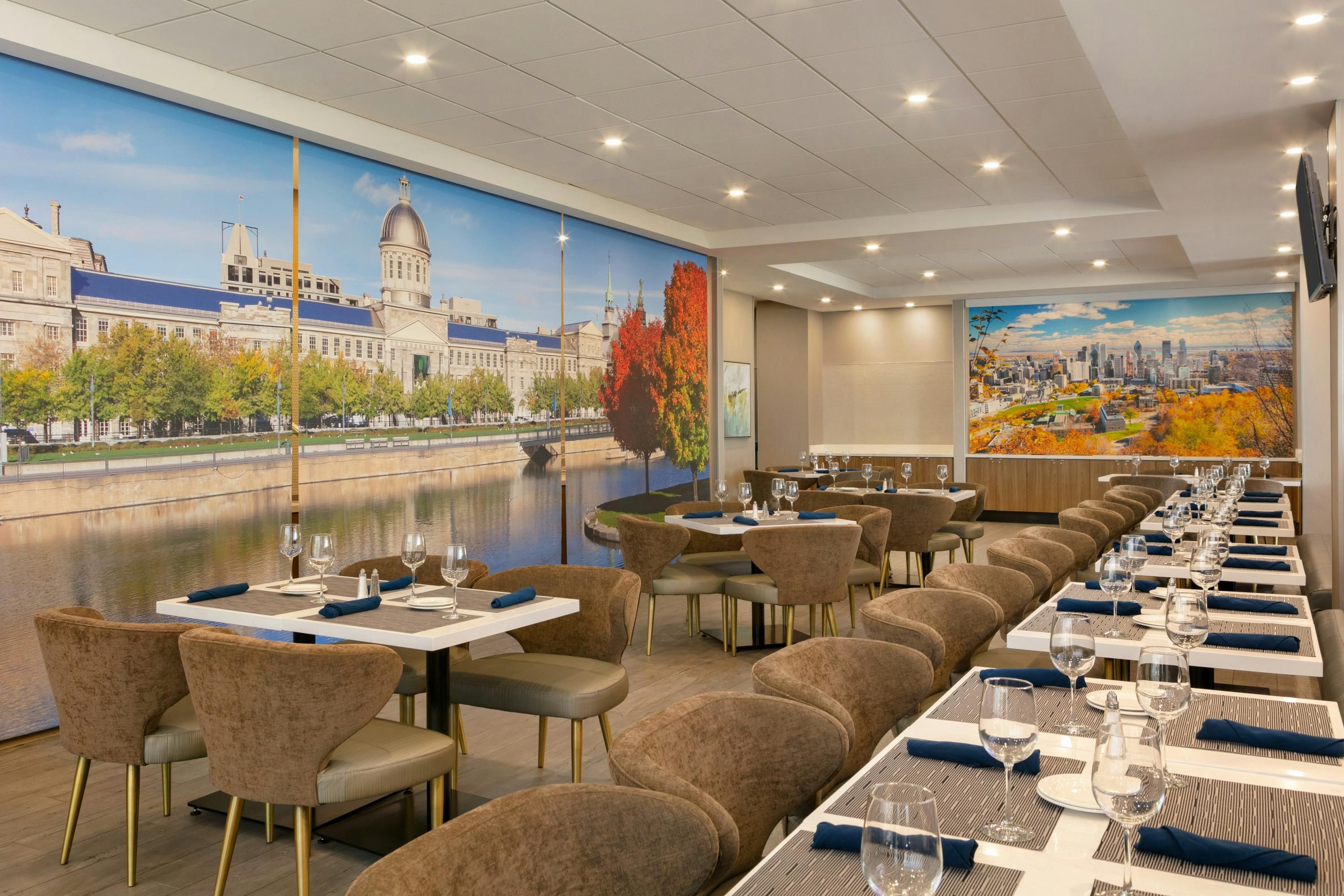 Embassy Suites by Hilton Montreal Airport thumbnail 3