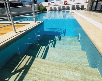 Albayrak Hotel - Alacati - Pool