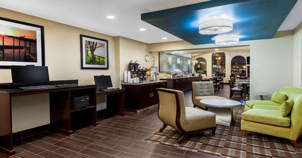 La Quinta Inn By Wyndham Sandusky Near Cedar Point from 68. Sandusky