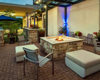 SpringHill Suites by Marriott Mt. Laurel Cherry Hill - Mount Laurel - Patio