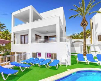 Villa Pou Uno - Five Bedroom Villa, Sleeps 10 - Cala d'Or - Basen