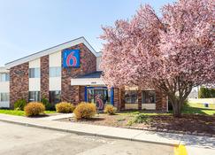 Motel 6 Spokane East - Σποκέιν - Κτίριο