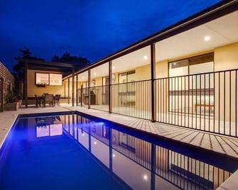 Charmes, paradise by the shore - Rye - Piscina