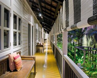 Muntri Mews - ג'ורג' טאון - מרפסת