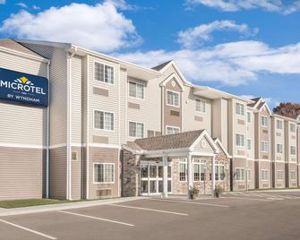 Microtel Inn & Suites by Wyndham Binghamton - Binghamton - Rakennus