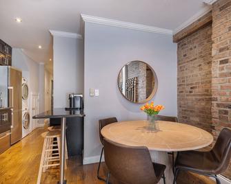 Cozy Three Bedroom on Little Italys Mulberry Street! - ניו יורק - חדר אוכל