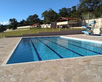 Pousada Rural Aguas Da Prata - Aguas Da Prata - Zwembad