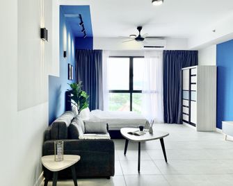 Bell Suites - Sepang - Living room
