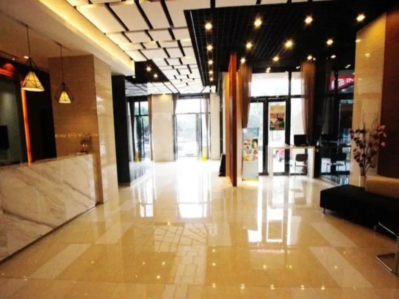 Jinjiang Inn Select Chengdu Shuangliu International Airport - צ'נגדו - לובי