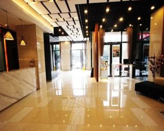 Jinjiang Inn Select Chengdu Shuangliu International Airport - Chengdu - Lobby