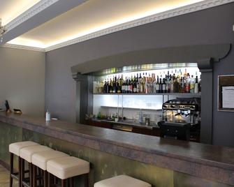 فندق فاسرتورم مانهايم - مانهيم - بار