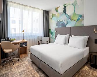 Wyndham Garden Munich Messe - Munich - Bedroom