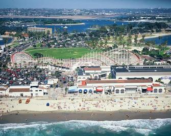 Travelodge by Wyndham San Diego SeaWorld - San Diego - Playa