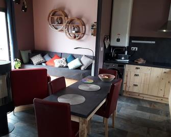 Gîte avec option bien-être sur la Véloscénie - Frazé - Comedor
