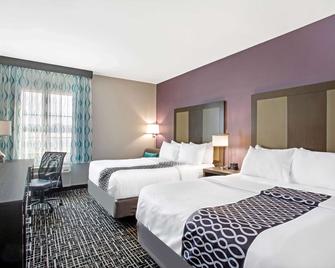 La Quinta Inn & Suites by Wyndham York - York - Bedroom