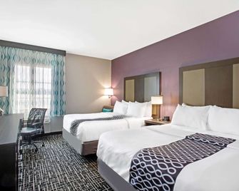 La Quinta Inn & Suites by Wyndham York - York - Habitación