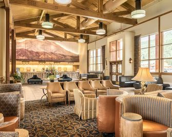 Denali Princess Wilderness Lodge - Denali Park - Lounge