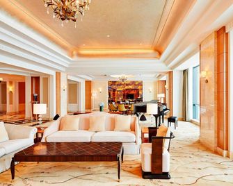 Sheraton Jinan Hotel - ז'ינאן - לובי