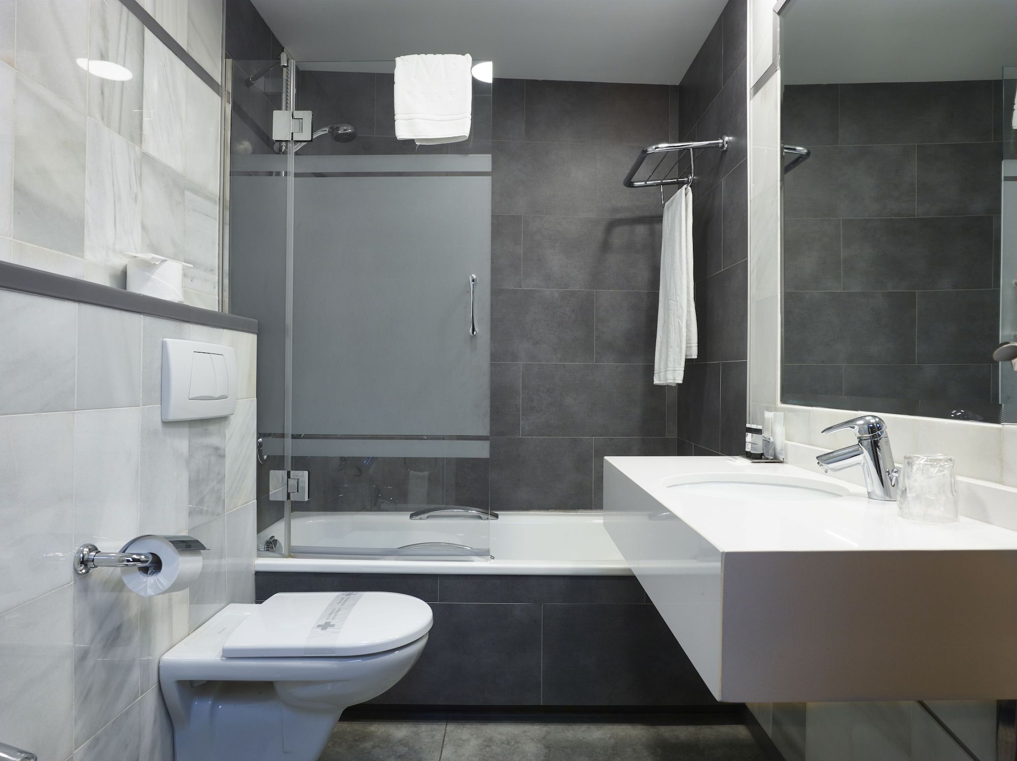 Hotel Maestranza - Ronda - Bad
