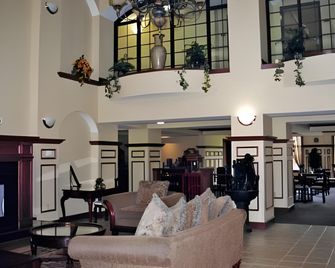Holiday Inn Express & Suites Greenville By IHG - Greenville - Lobby
