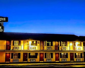 Evergreen Plaza Inn - Metairie - Gebäude