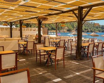 Thanos Hotel - Hisarönü - Restaurant