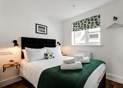 Sea View, Pet Friendly Central Laines Location, 1 Minute From Station - Brighton - Bedroom