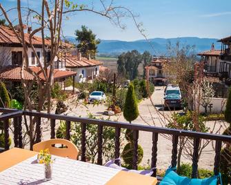 Ankakyaka Apart Hotel - Akyaka - Balkon