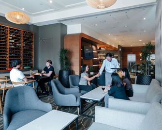 Novotel Christchurch Cathedral Square - Christchurch - Bar