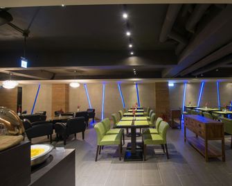 Simple Plus Hotel - Taipei City - Restaurant