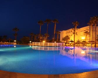 Hotel Tropicana Club & Spa - Monastir - Piscina