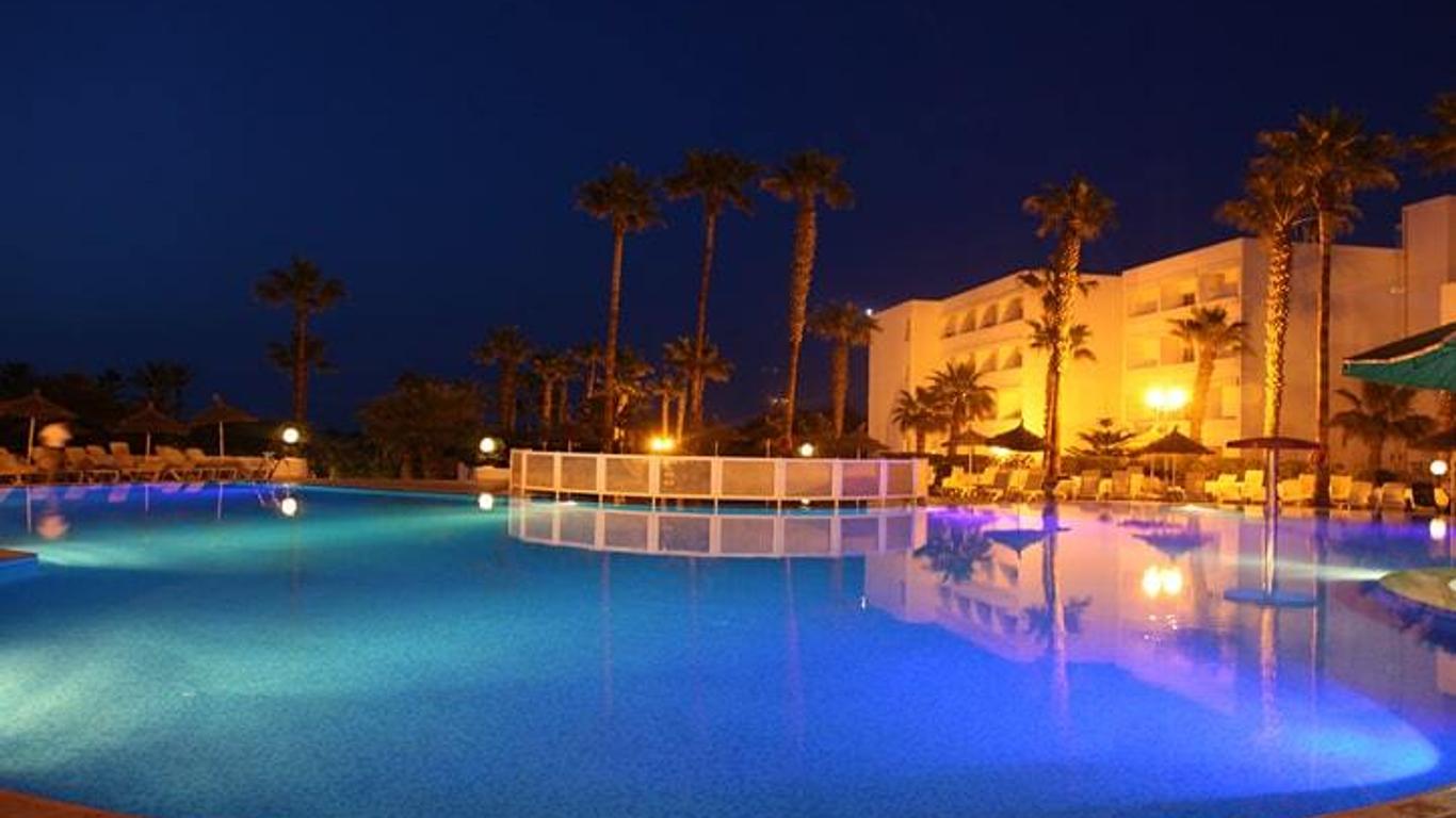 Hotel Tropicana Club & Spa