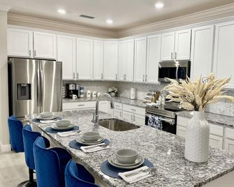 Beauty and luxury home @tioga - Newberry - Cocina